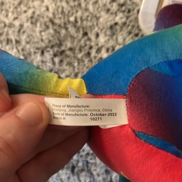 Garfield Plush Multicolor Tye Dye - Picture 4 of 4